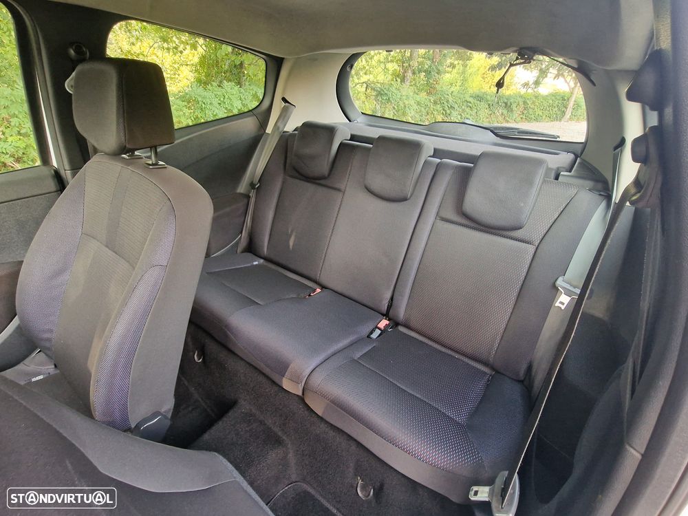 Renault Clio 1.5 dCi GT - 10