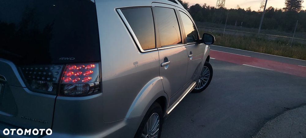 Mitsubishi Outlander 2.4 Intense + EU5 CVT - 27