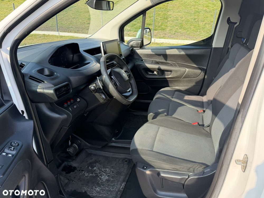 Peugeot PARTNER - 16