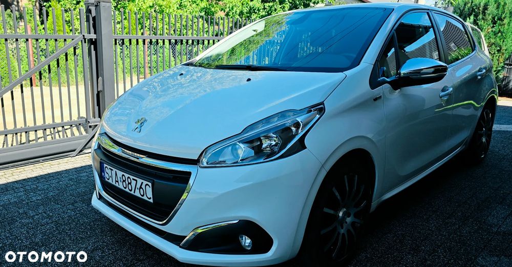 Peugeot 208 1.2 PureTech Style - 5