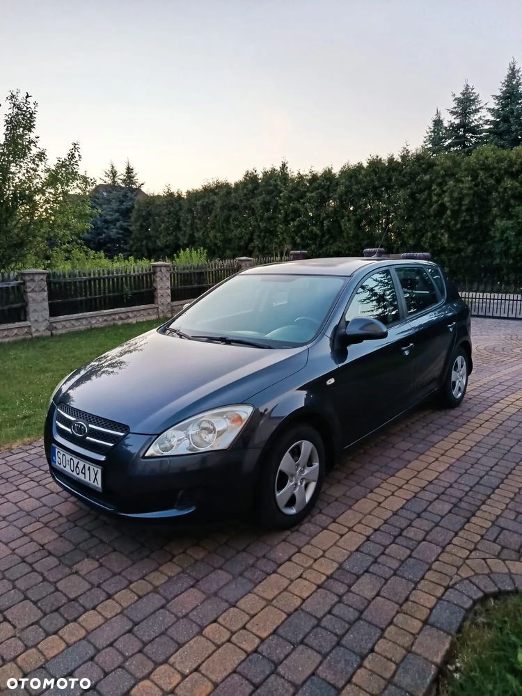 Kia Ceed - 2