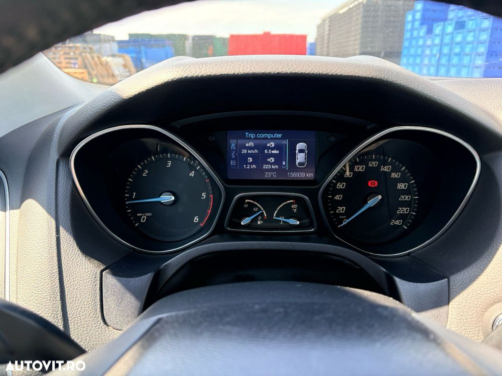 Ford Focus 1.6 TDCI DPF Titanium - 7