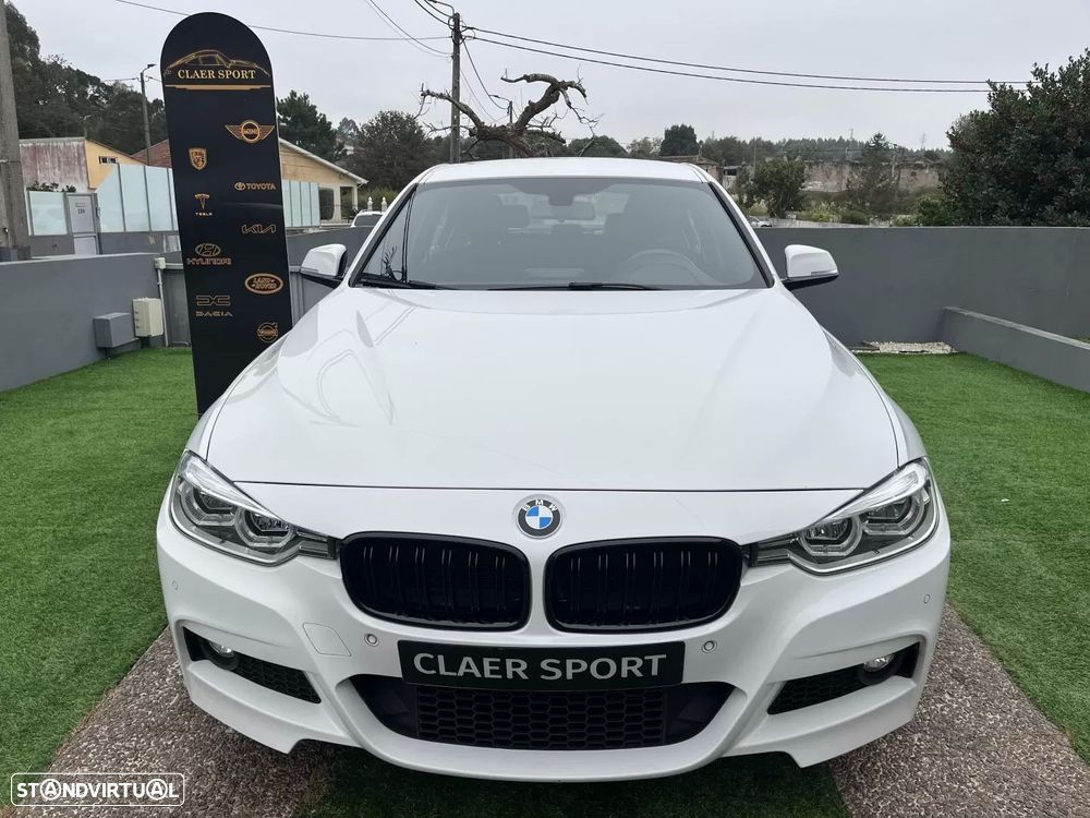 BMW 320 i Pack M Auto - 2
