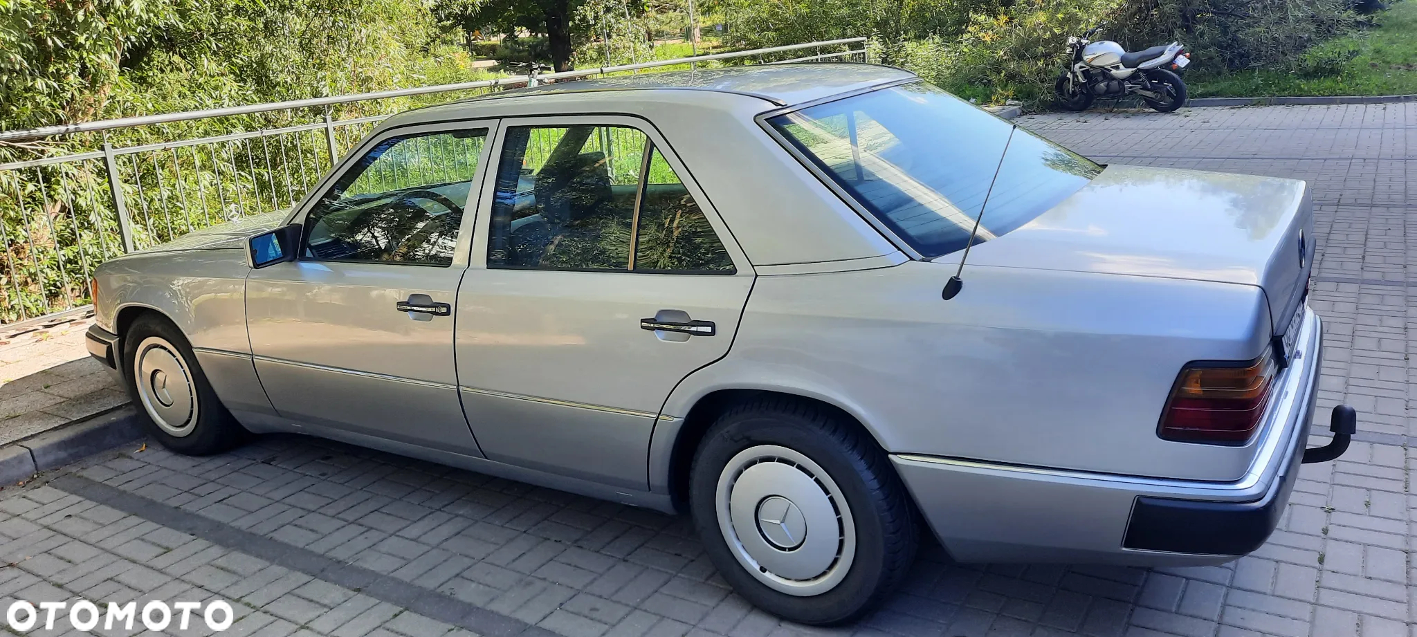 Mercedes-Benz W124 (1984-1993) - 7
