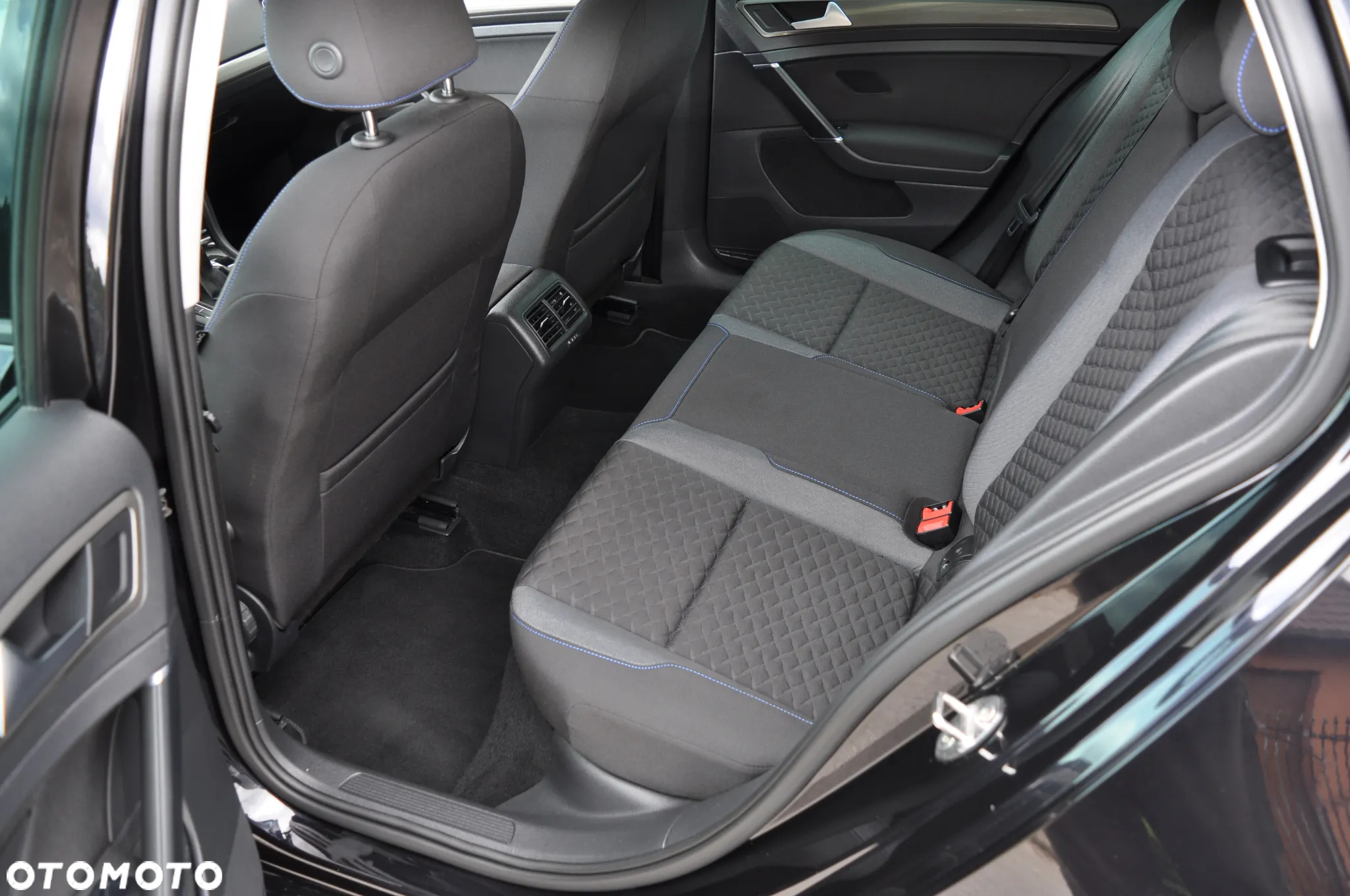 Volkswagen Golf 1.6 TDI Join - 25