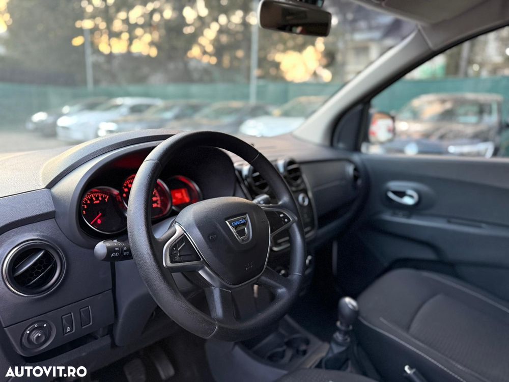 Dacia Lodgy 1.5 Blue dCi Laureate - 12