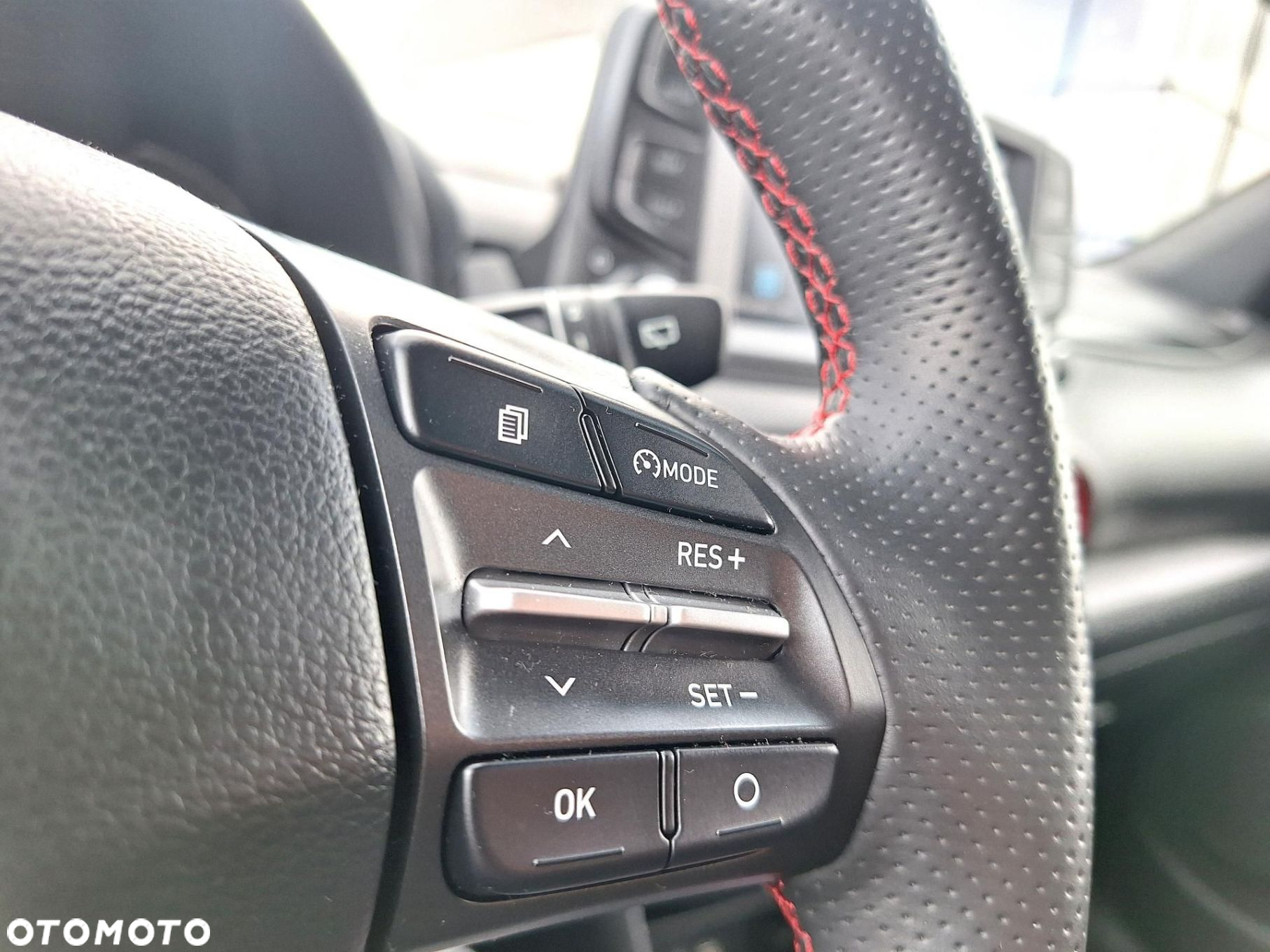 Hyundai Kona 1.6 T-GDI Style DCT - 11