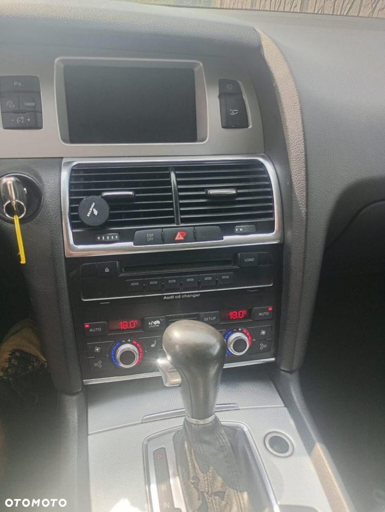 Audi Q7 3.0 TDI DPF quattro tiptronic - 9