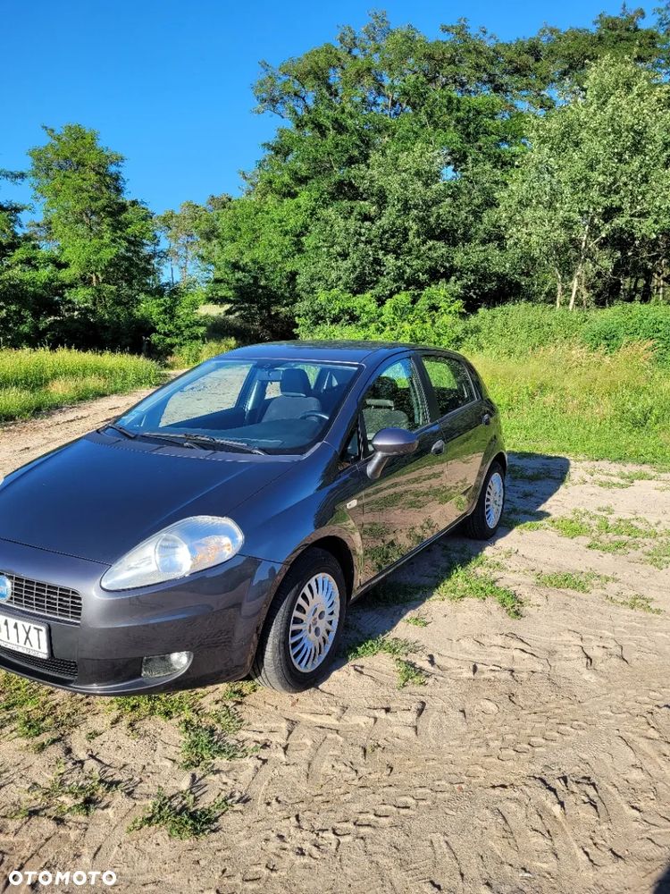 Fiat Grande Punto 1.4 8V Dynamic - 2