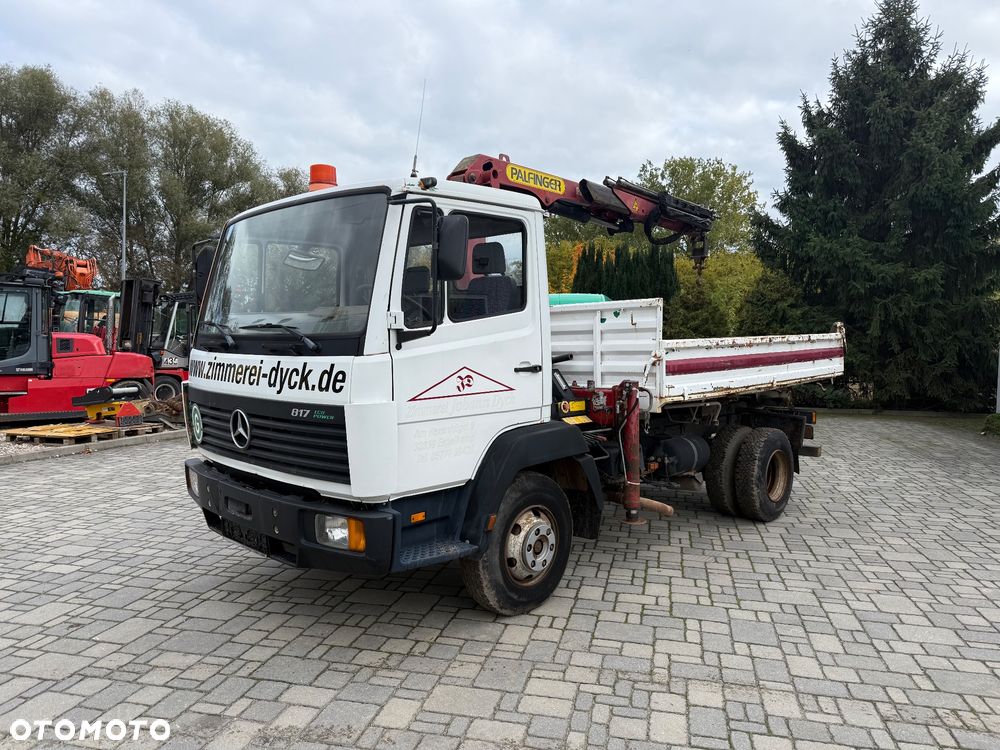Mercedes-Benz 817 - 1