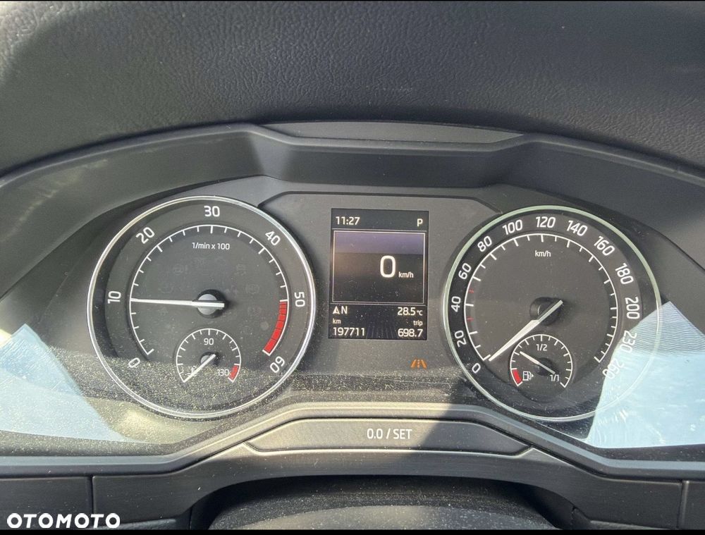 Skoda Superb 2.0 TDI DSG Ambition - 7