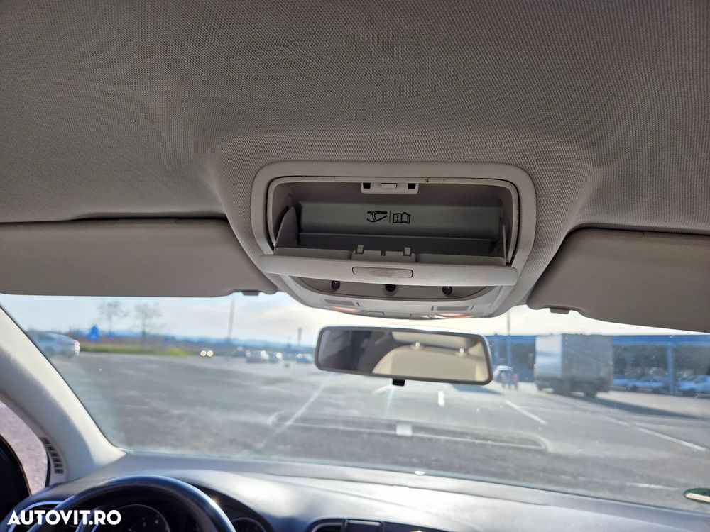 Volkswagen Golf 1.4 TSI Comfortline - 12