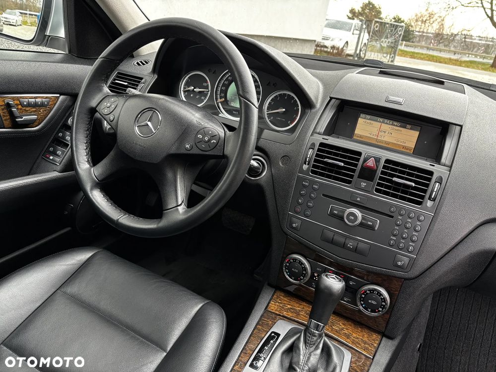 Mercedes-Benz Klasa C - 31