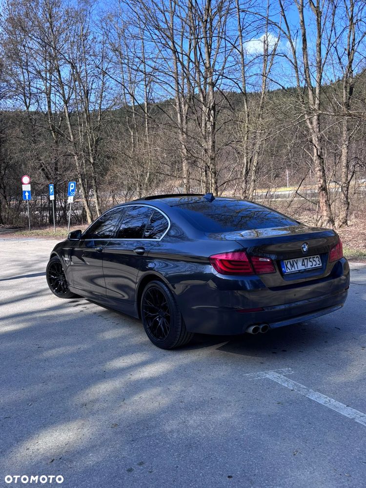 BMW Seria 5 520d - 2