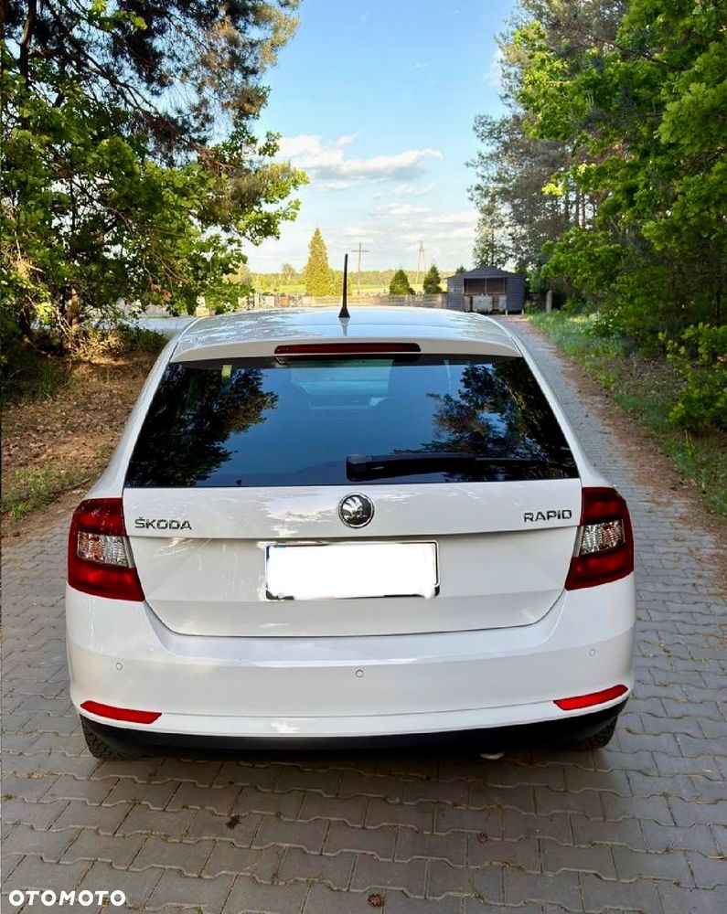 Skoda RAPID - 6