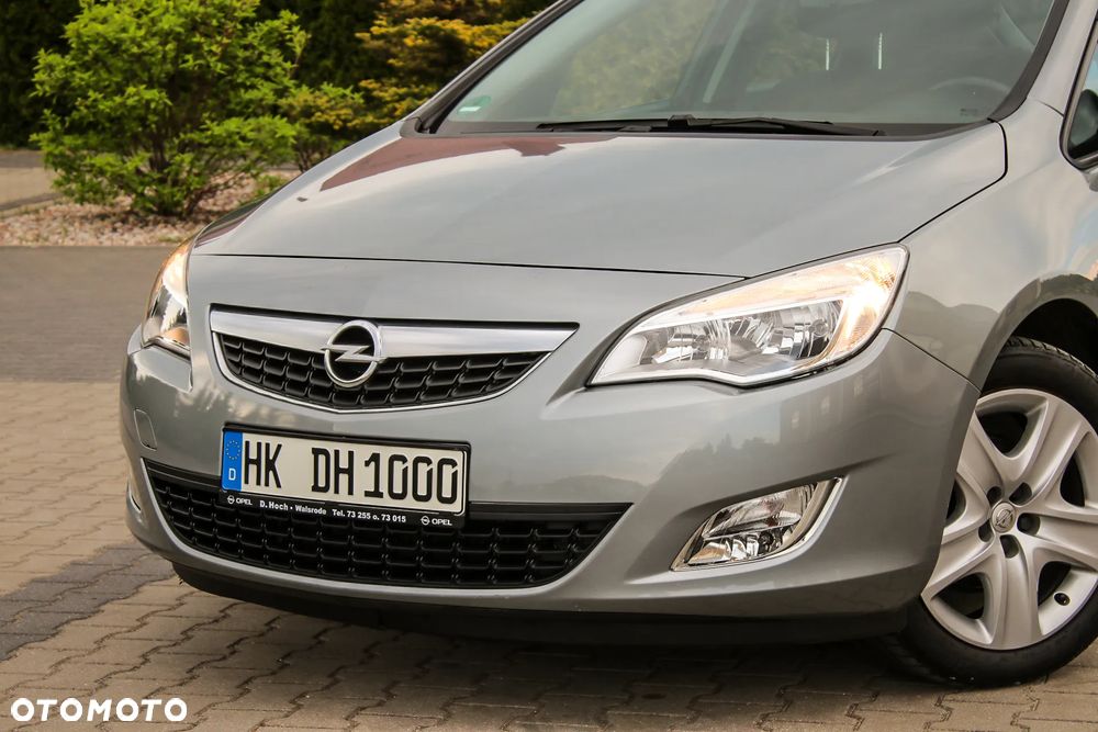 Opel Astra 1.4 ecoFLEX Selection - 6