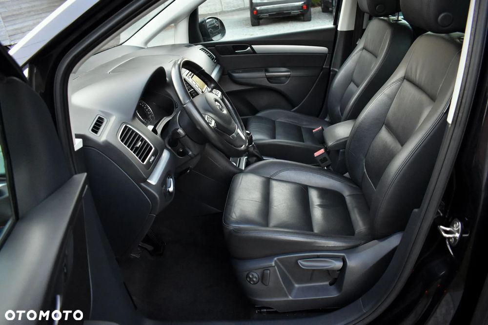 Volkswagen Sharan 2.0 TDI Highline - 21