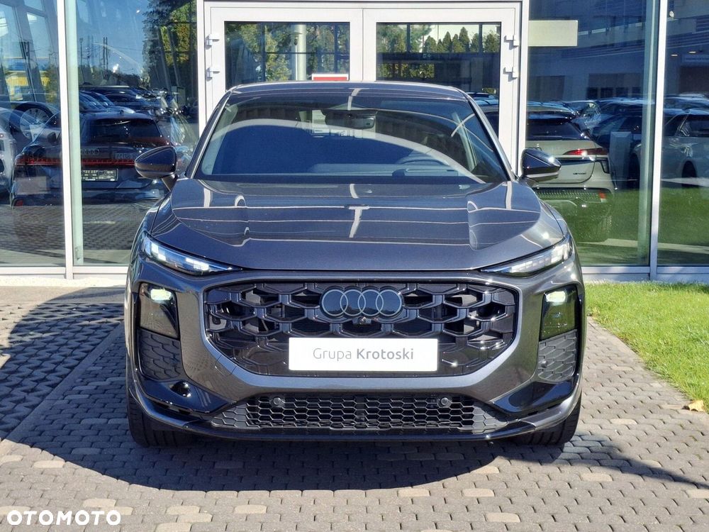Audi Q3 Sportback - 9