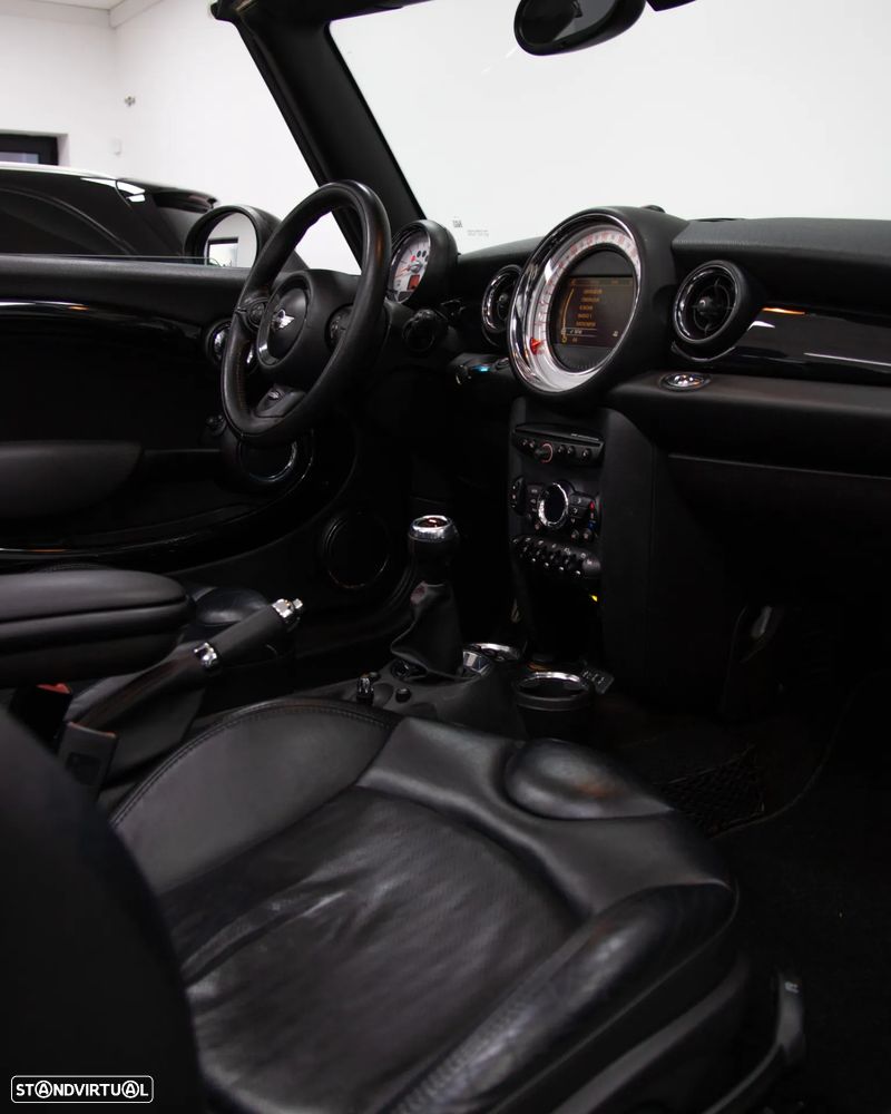 MINI Cabrio Cooper S - 33