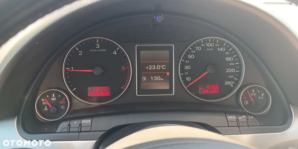 Audi A4 Avant 2.0 TDI - 17