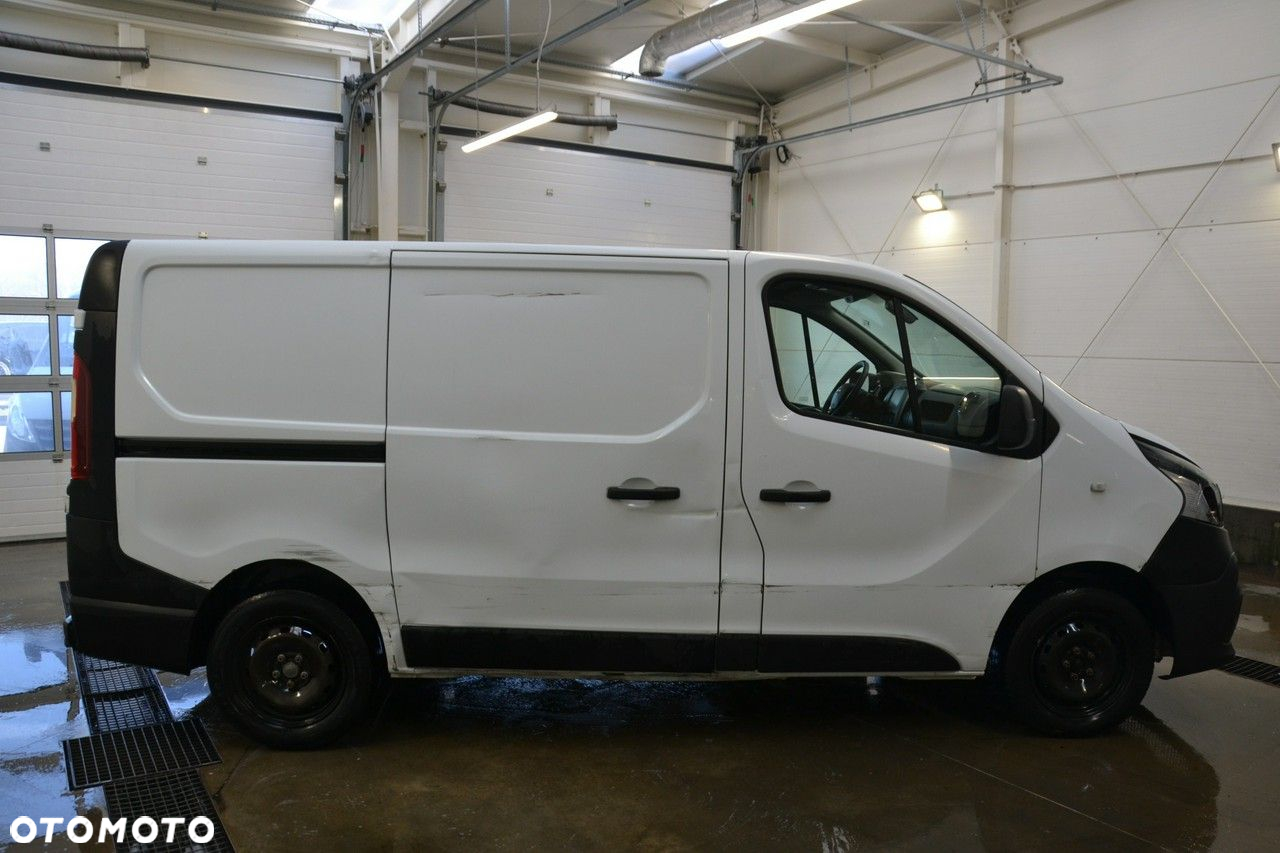 Nissan NV300 - 8