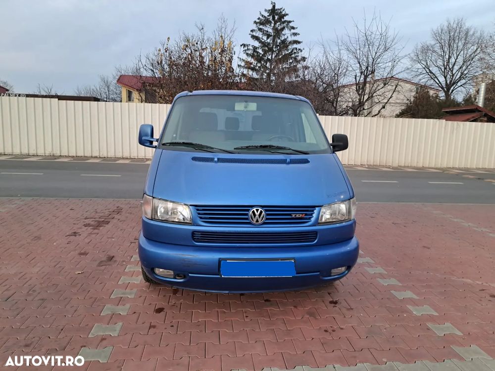 Volkswagen Multivan - 2