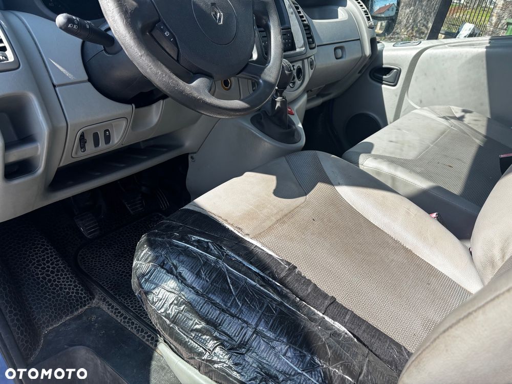 Renault Trafic - 24