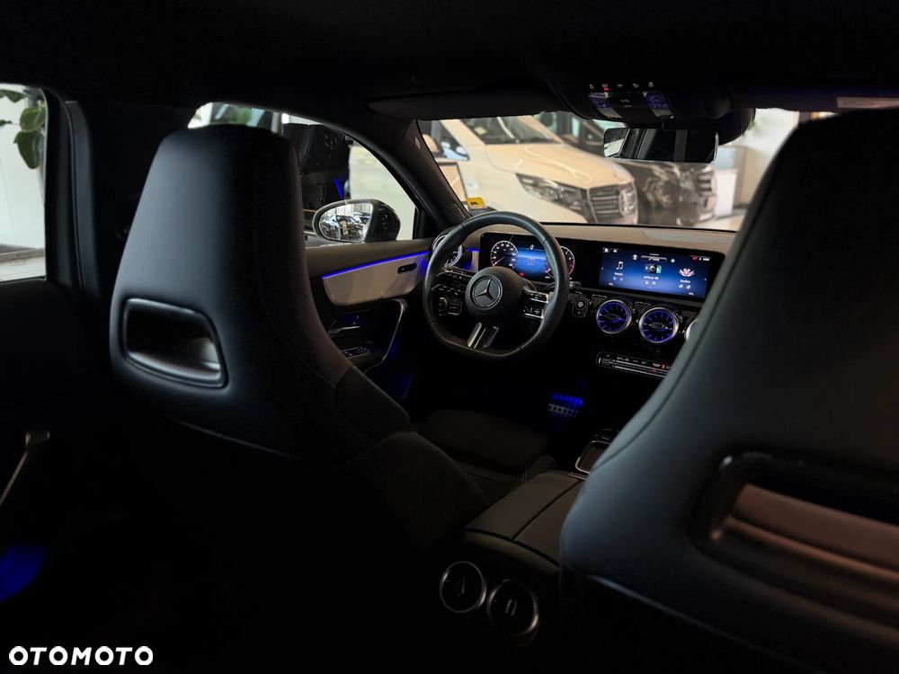 Mercedes-Benz Klasa A 200 AMG Line 7G-DCT - 5