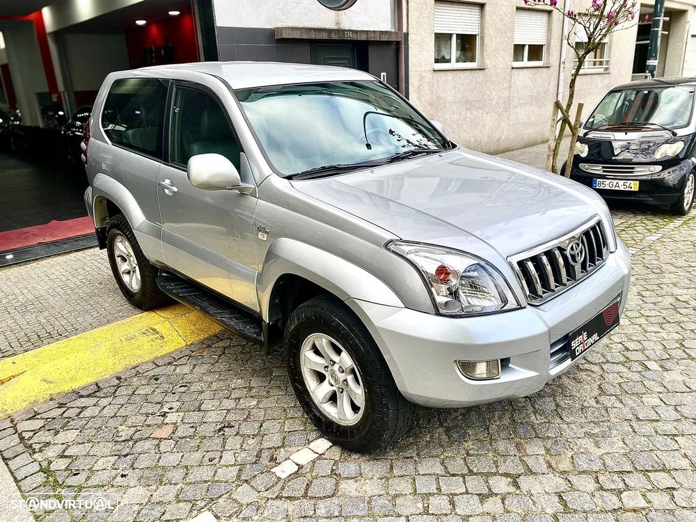 Toyota Land Cruiser 3.0 D-4D Std. Aut - 5