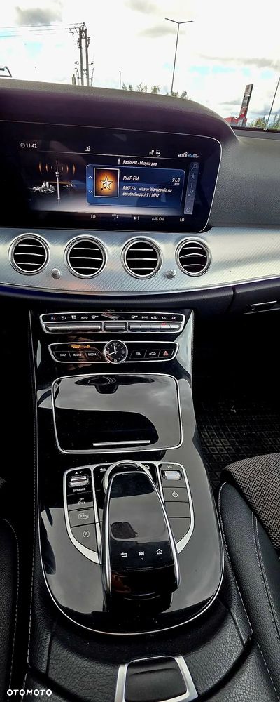 Mercedes-Benz Klasa E - 8