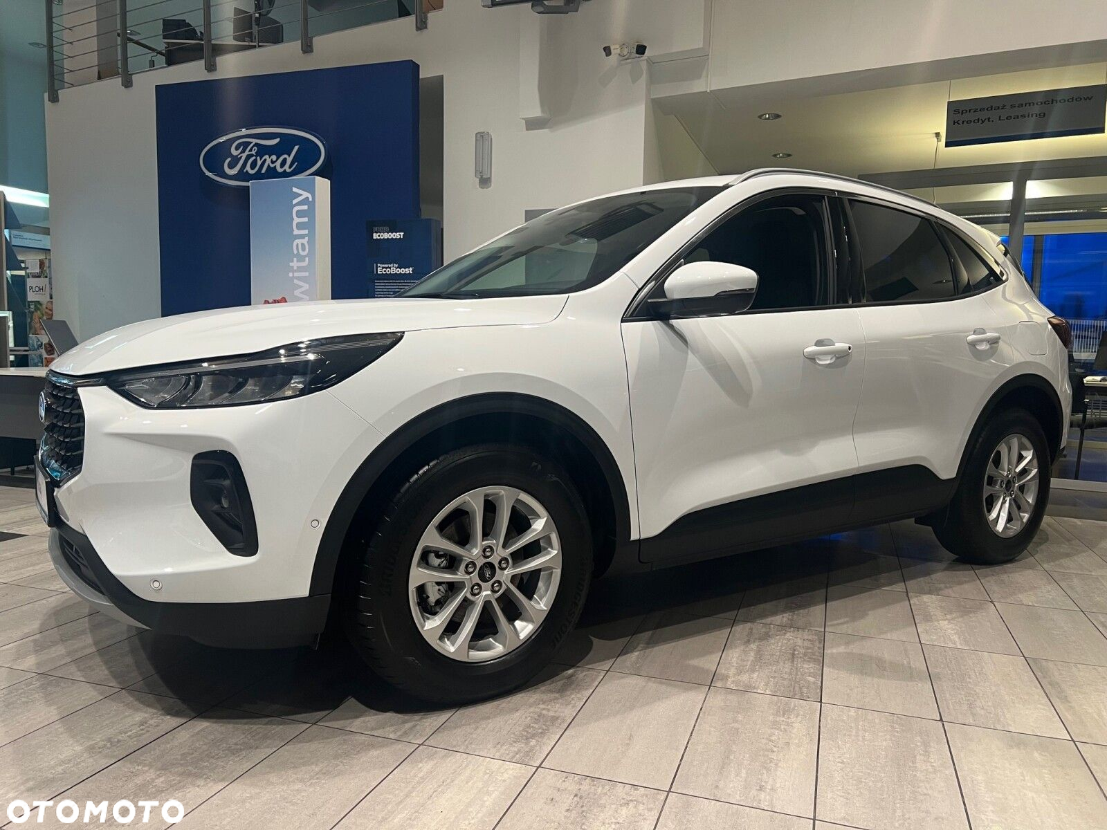 Ford Kuga - 2