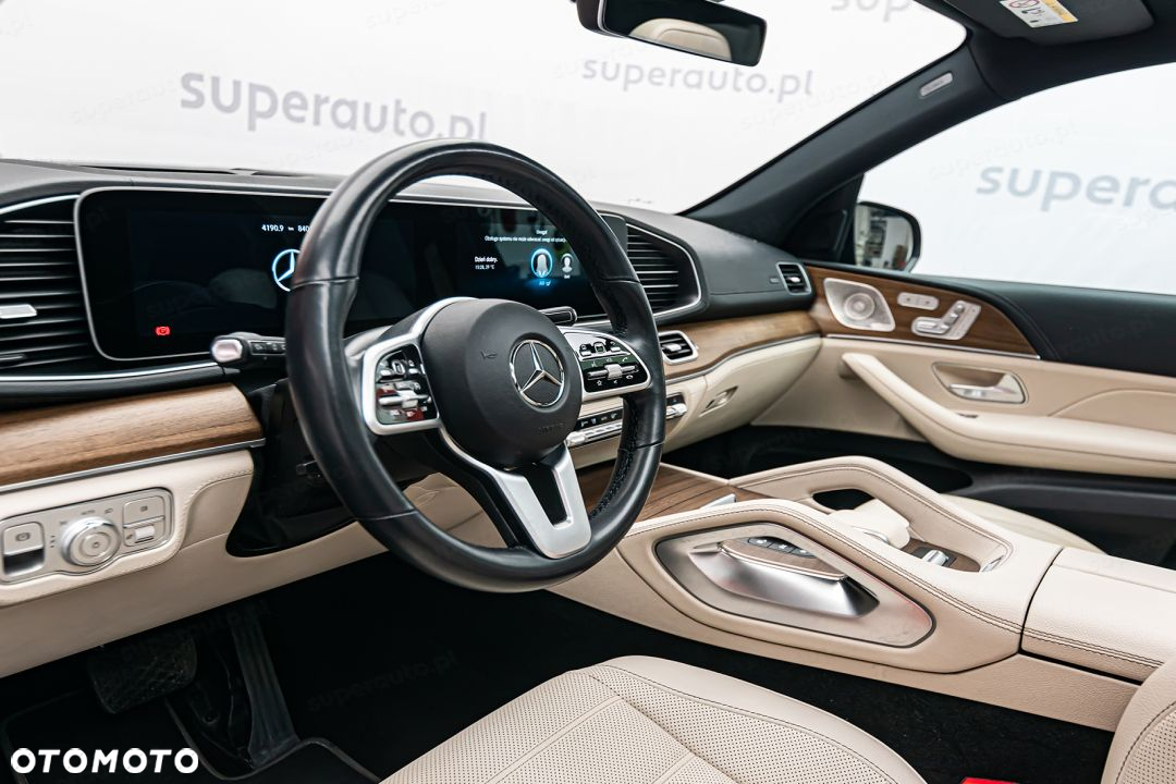 Mercedes-Benz GLE - 12