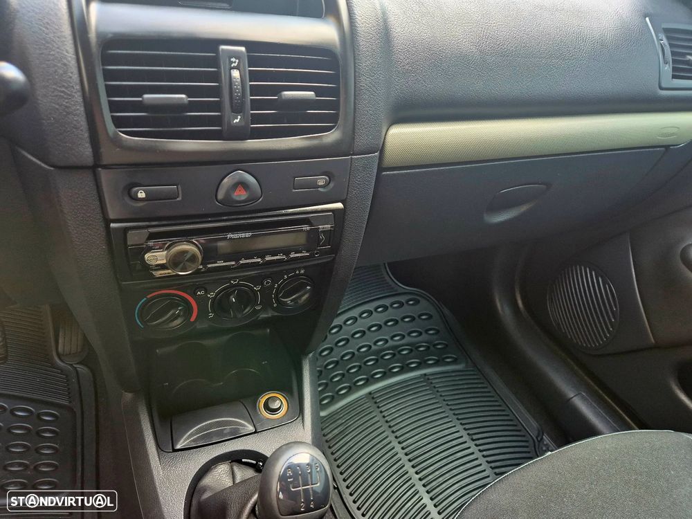 Renault Clio 1.5 DCi Van - 34