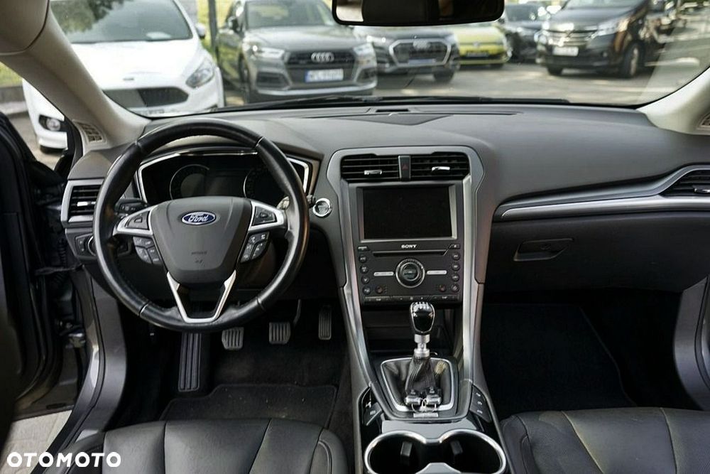 Ford Mondeo - 18