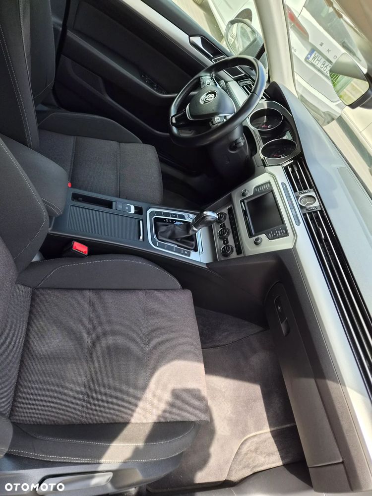 Volkswagen Passat 2.0 TDI BMT Comfortline DSG - 18