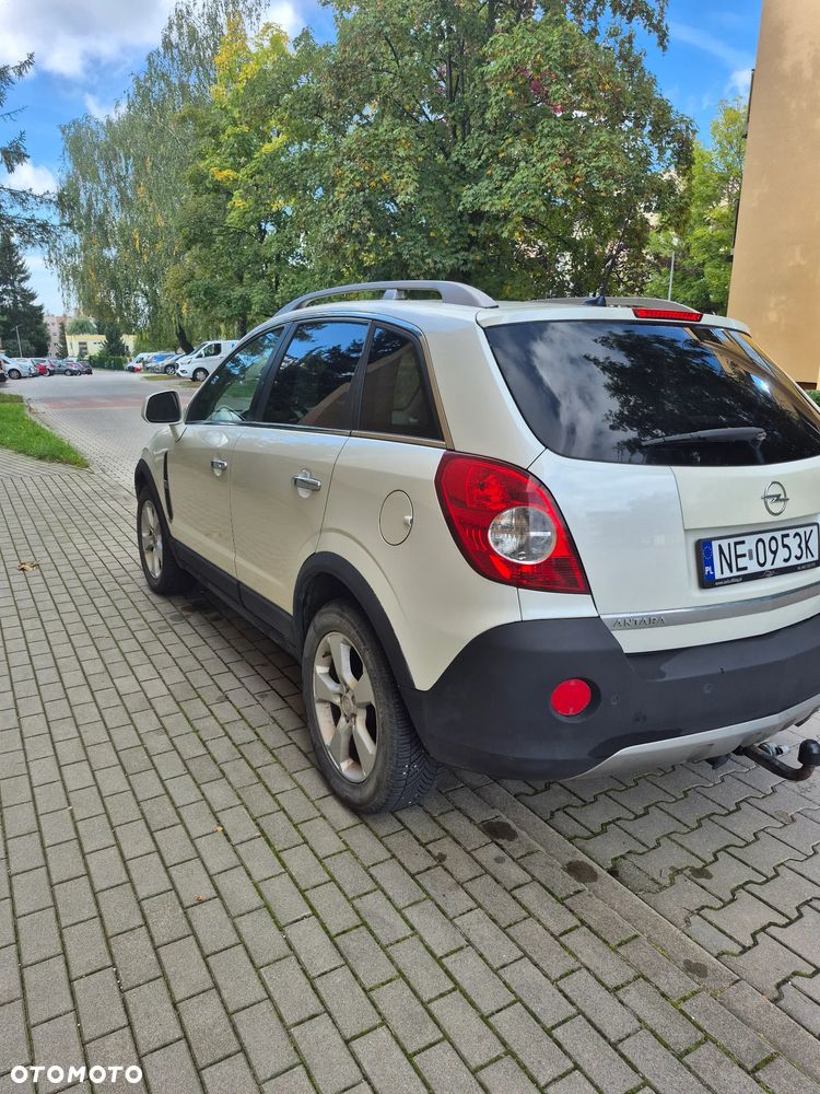 Opel Antara 2009 photo 2