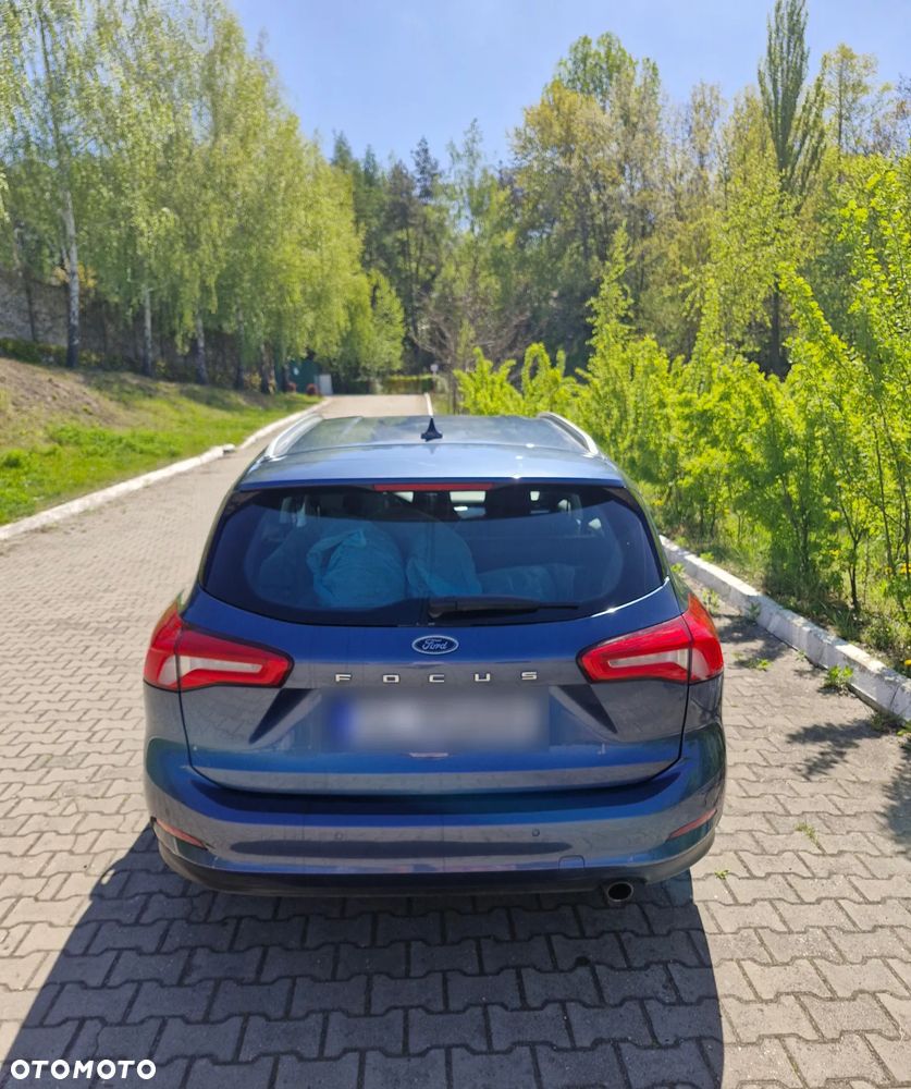 Ford Focus 1.0 EcoBoost Trend Edition Business - 4