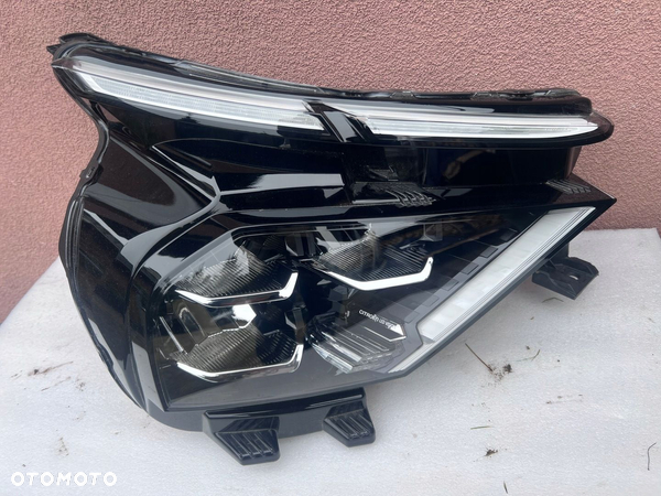 Lampa przednia CITROEN C4 III FULL LED PRAWA EUROPA ORYGINALNA VALEO