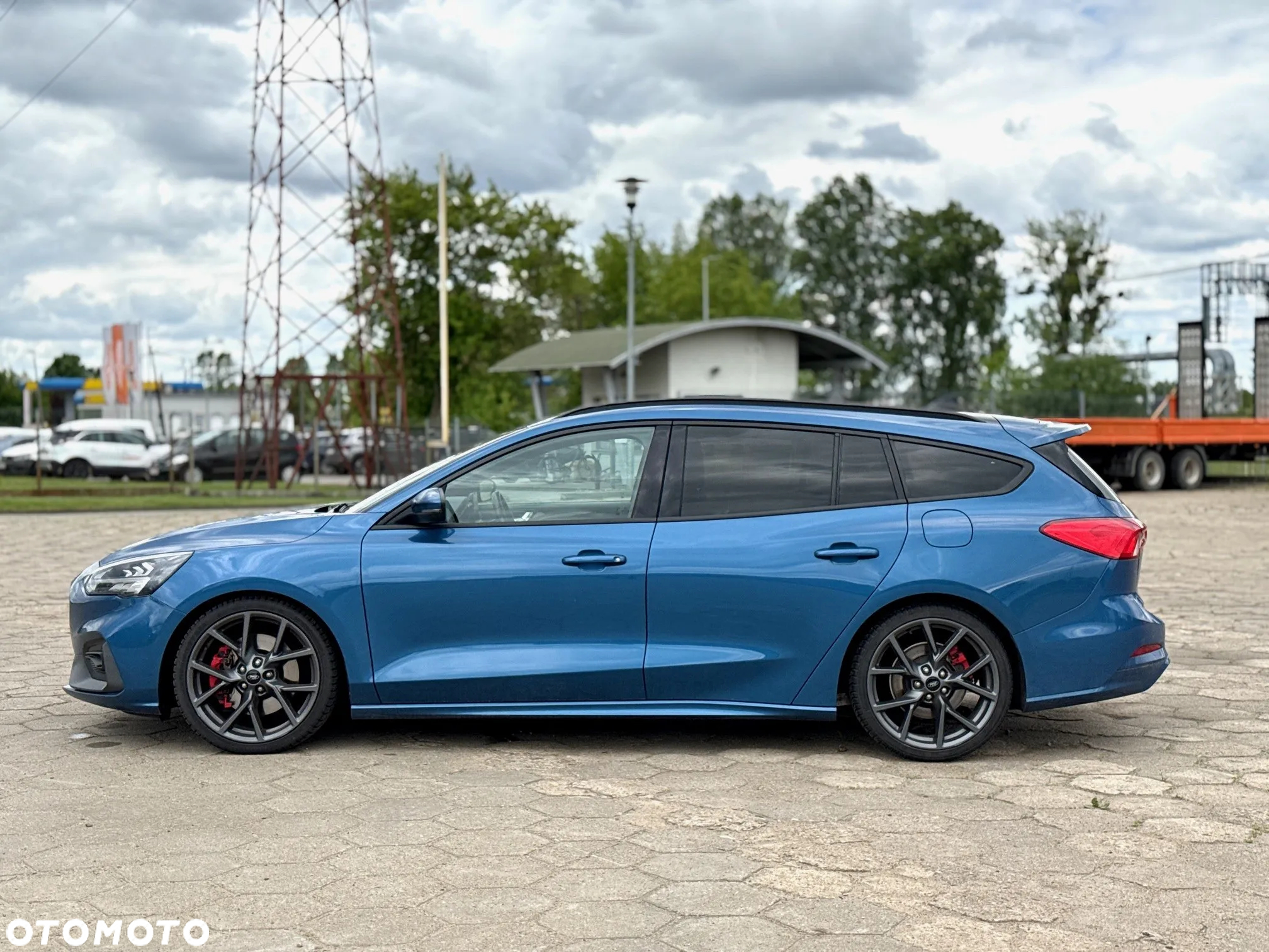 Ford Focus 2.0 EcoBlue ST - 11