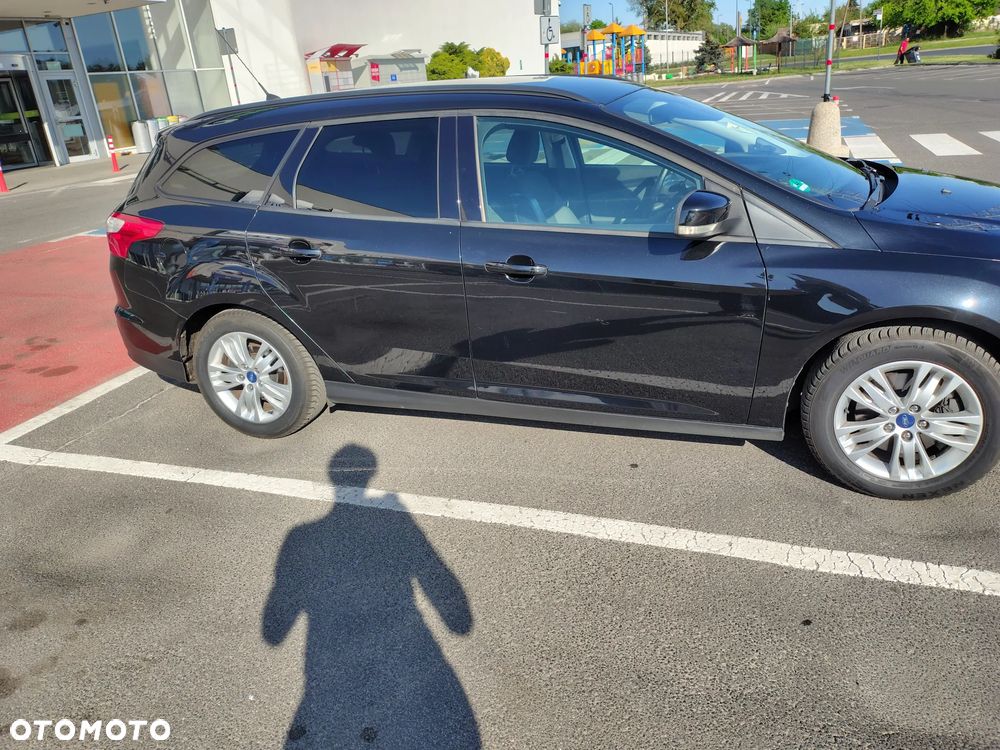 Ford Focus 1.6 Trend - 4