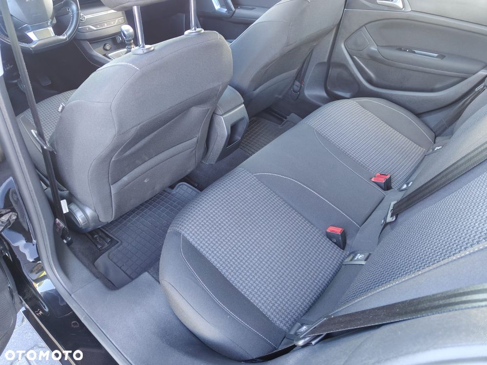 Peugeot 308 PureTech 110 Stop & Start Allure - 24