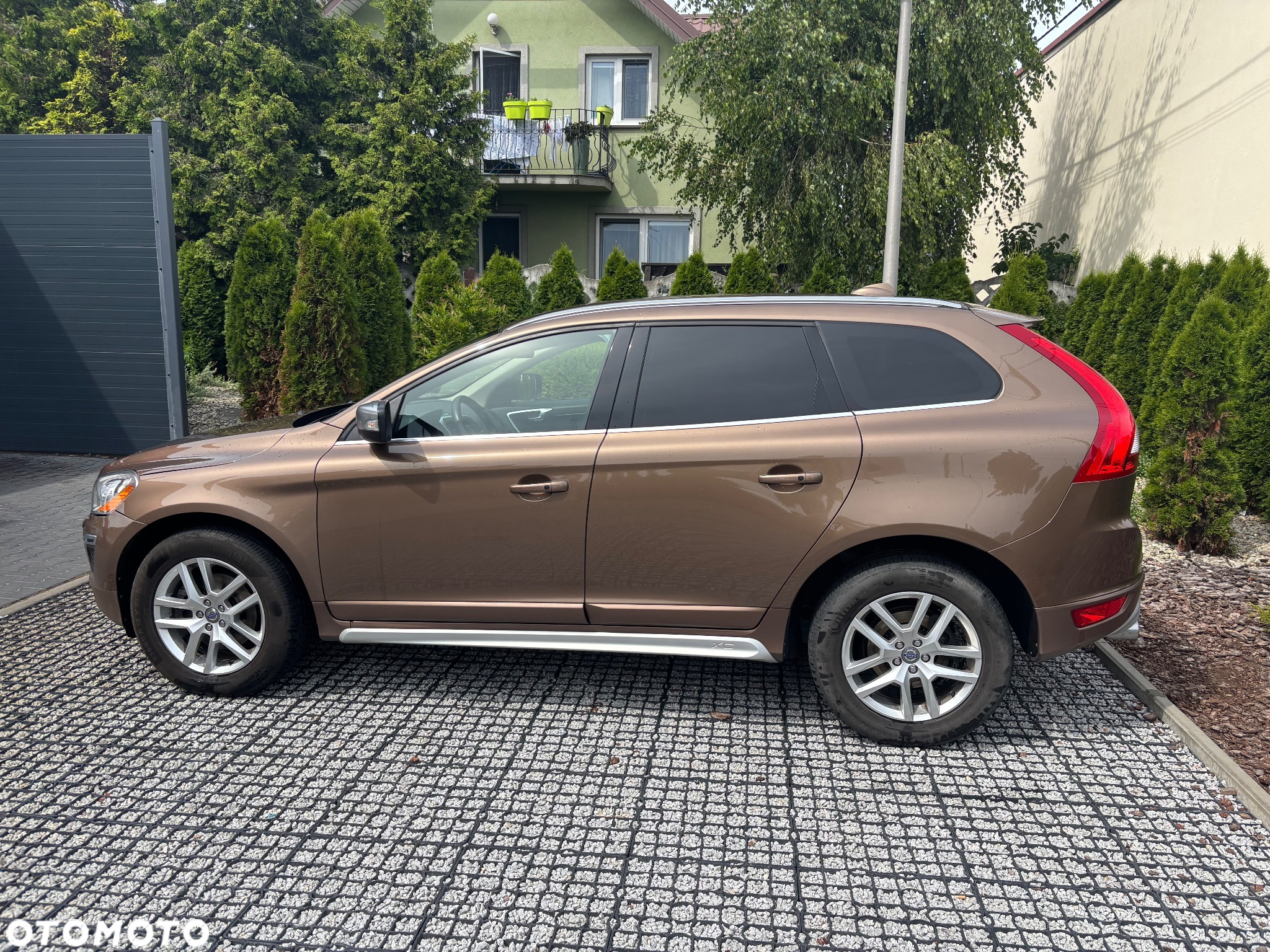 Volvo XC 60 2.4D AWD RDesign - 3