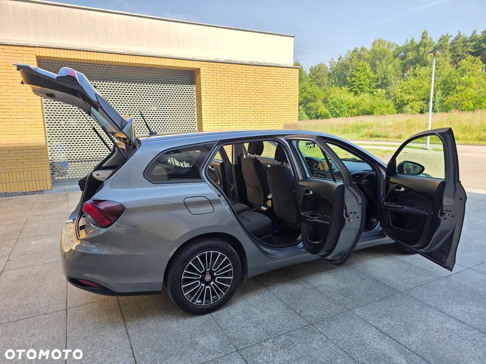 Fiat Tipo 1.0 T3 Garmin - 38