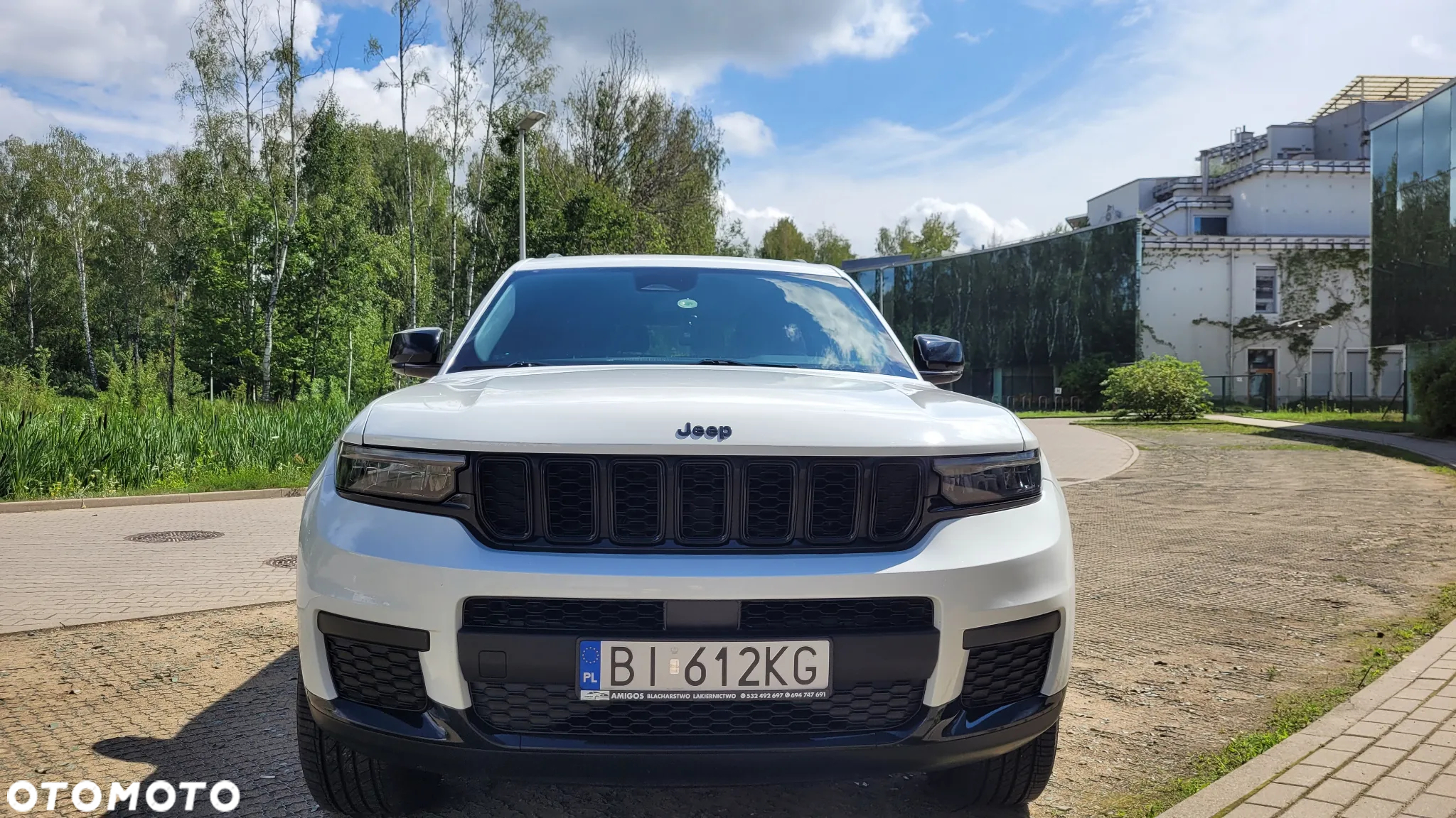 Jeep Grand Cherokee - 9