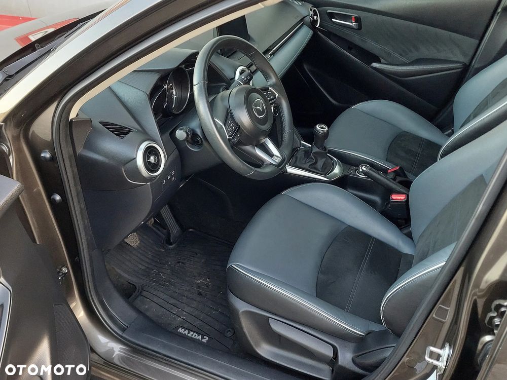 Mazda 2 - 14