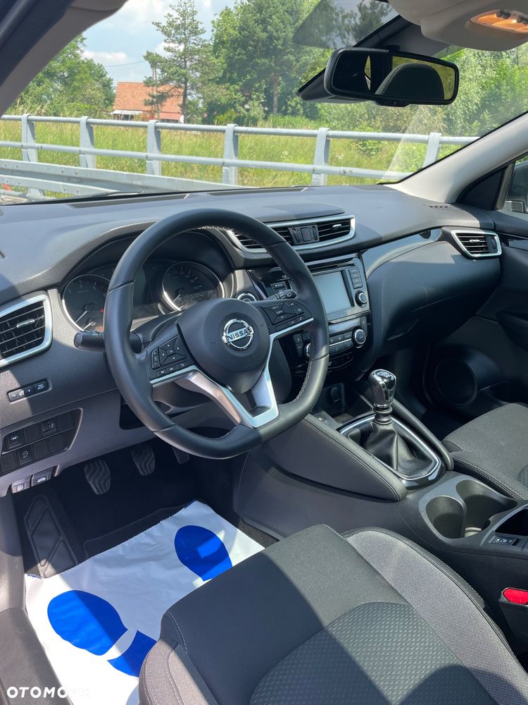 Nissan Qashqai 1.3 DIG-T Tekna - 22