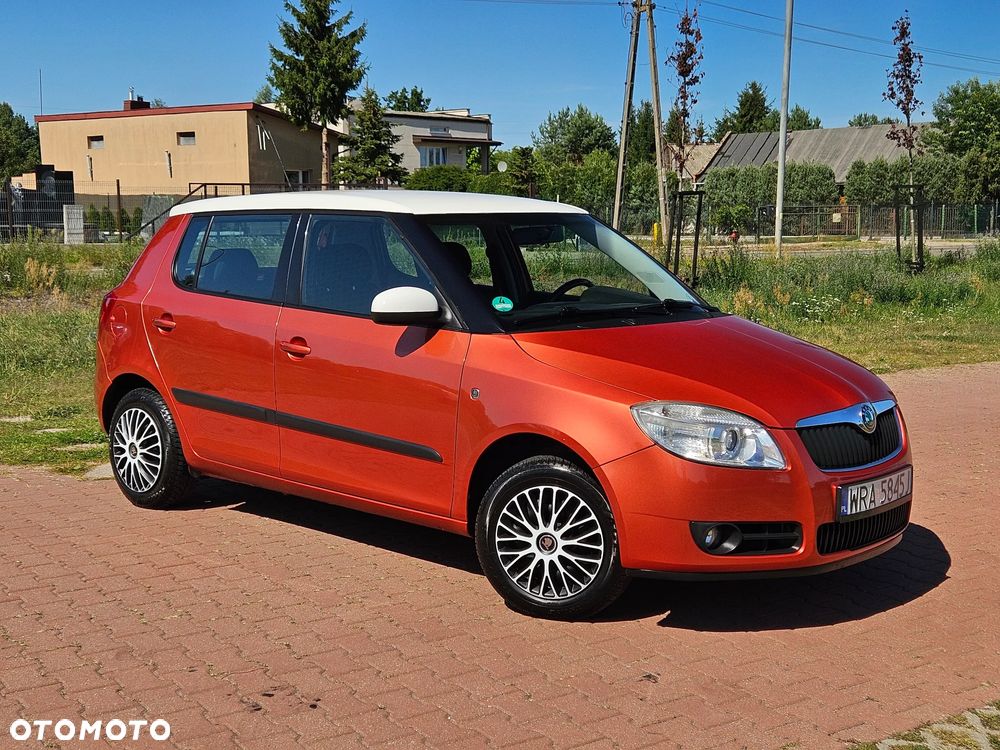 Skoda Fabia 1.2 HTP Cool Colour Edition - 9