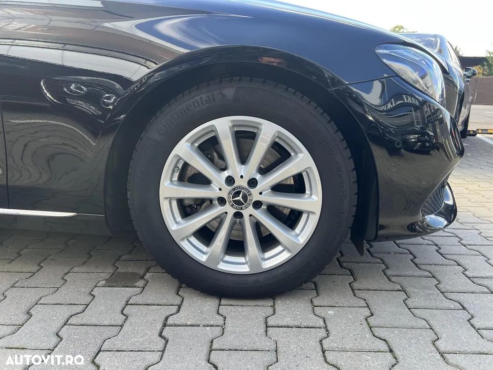 Mercedes-Benz E 200 4MATIC Aut. - 19