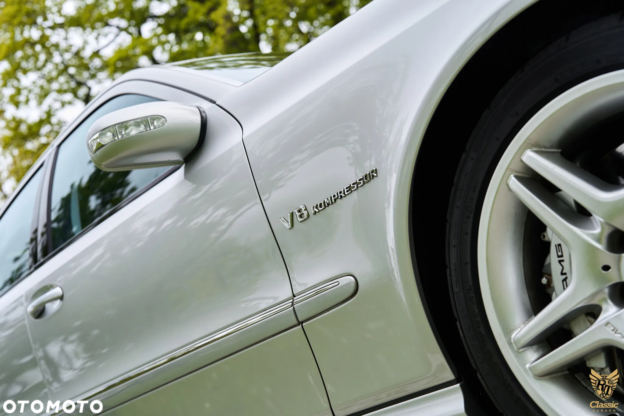 Mercedes-Benz Klasa E 55 AMG - 4