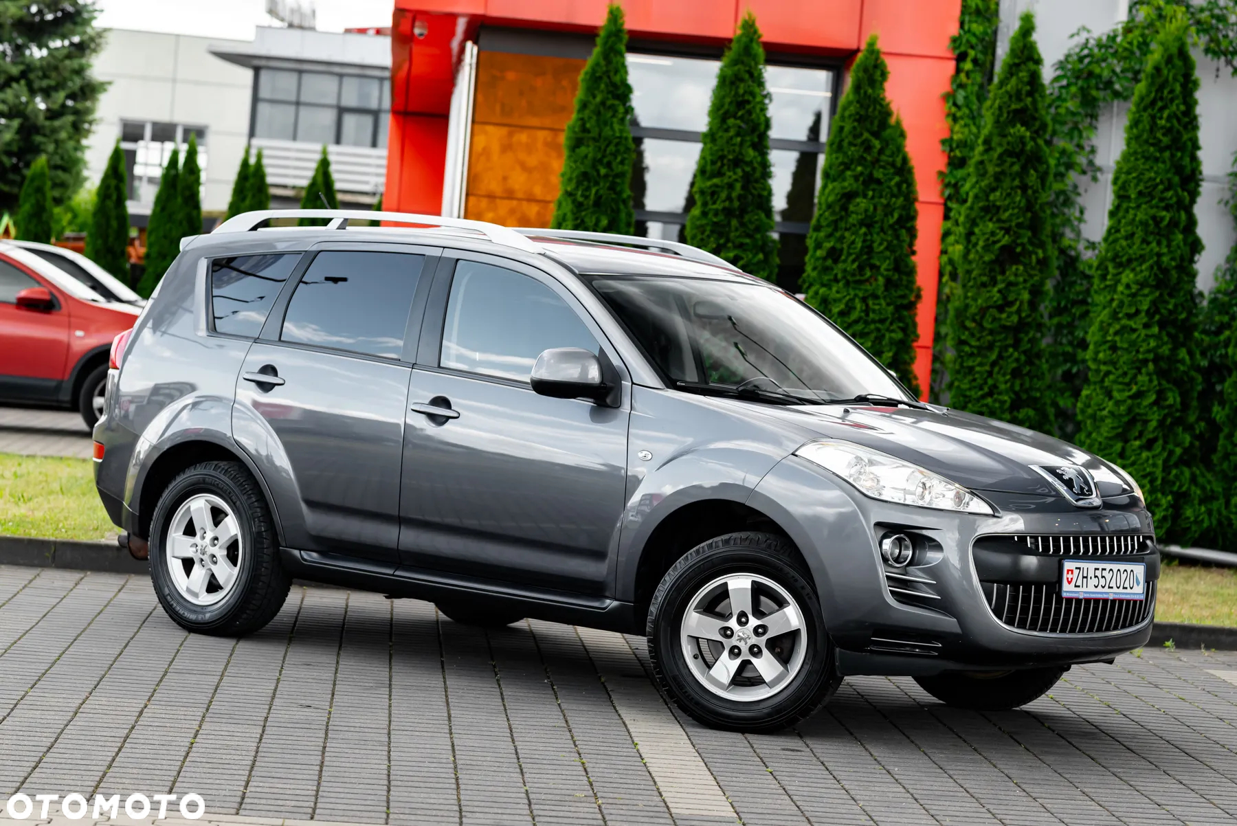 Peugeot 4007 7-Sitzer Sport - 3